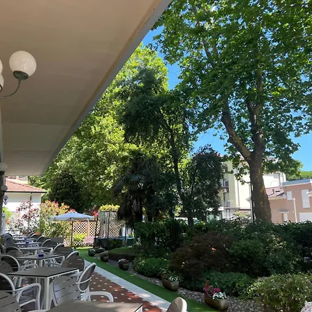 Hotel Rosa-2